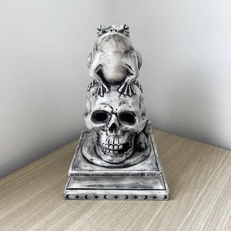 In Home Fragrance Products - Ceramic Frog Skull Moulding Censer Retro