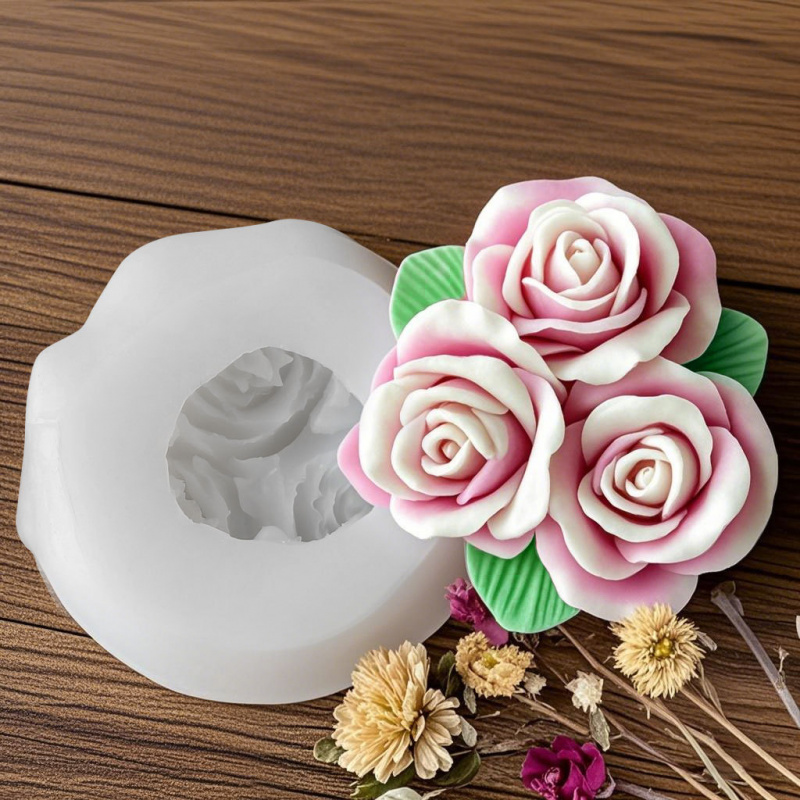 Home Fragrance Luxury - 4pcs Romantic 3D Rose Mold: Elegant
